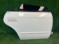右后门 цвет white 51E SUBARU LEGACY OEM 60400AE400 BH9 2002 white 51E