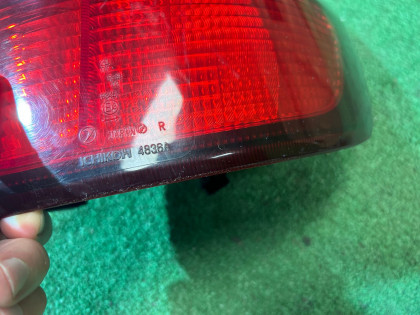 Right tail light SUBARU LANCASTER OEM 84201AE081 BH9 2001