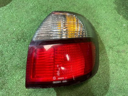 ไฟท้ายขวา 84201AE081 SUBARU LANCASTER