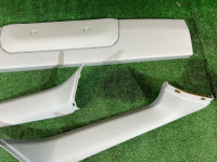 Tapizado del portón SUBARU LANCASTER OEM 94310AE020OB 94310AE000OB BH9 2001 White 07C