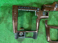 ชุดกรอบเครื่องเสียง SUBARU LANCASTER OEM 66060AE330, 66050AE260 BH9 2002 green 1U6
