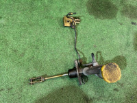 离合器总泵 SUBARU LEGACY OEM 37230AE020 BH5 2003 EJ208 MT5