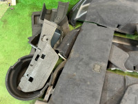 แผงบุห้องเก็บของท้าย черная SUBARU LEGACY OEM 94047AE020NS 94047AE030NS 95066AE010ML BH5 2003 BLUE 02C