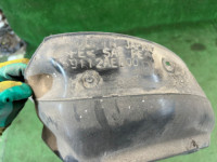 Pasarruedas trasero derecho SUBARU LEGACY OEM 59112AE000 BH5 2003 BLUE 02C
