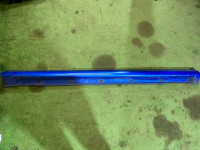 Порог левый пластик цвет 02С SUBARU LEGACY OEM 96051AE010PG BH5 2003 BLUE 02C