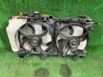 Engine radiator SUBARU LEGACY OEM 45111AE101 BH5 2003 EJ208 MT5