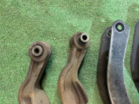 Braços de suspensão traseiros SUBARU LEGACY OEM 20250AE000 20250AE031 20250AE010 BH5 2003 EJ208 MT5