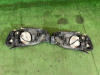 ไฟหน้า Ксенон SUBARU LEGACY OEM 84001AE300 84001AE310 BH5 2003