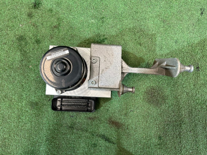 กล่อง ABS MERCEDES-BENZ C-CLASS OEM A0355458032, A0365400401 S203/ W2 2006 M271 AT