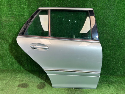 Дверь задняя правая цвет SILVER 775U A2037301205 MERCEDES-BENZ C-CLASS