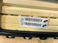 แผงบุประตู MERCEDES-BENZ C-CLASS OEM A2037203372 A2037203072 A2037304762 A2037304862 S203/ W2 2006 SILVER 775U