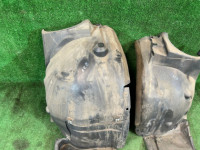 ซุ้มล้อหน้าซ้าย MERCEDES-BENZ C-CLASS OEM A2038840522 S203/ W2 2006 SILVER 775U