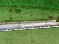 Faldón derecho пластик SILVER 775U MERCEDES-BENZ C-CLASS OEM A2036981454 S203/ W2 2006 SILVER 775U