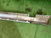 Faldón derecho пластик SILVER 775U MERCEDES-BENZ C-CLASS OEM A2036981454 S203/ W2 2006 SILVER 775U