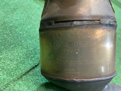 排气中段 MERCEDES-BENZ C-CLASS OEM A2034908919 A2094903214 S203/ W2 2006 M271 AT