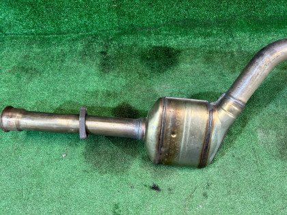 排气中段 MERCEDES-BENZ C-CLASS OEM A2034908919 A2094903214 S203/ W2 2006 M271 AT