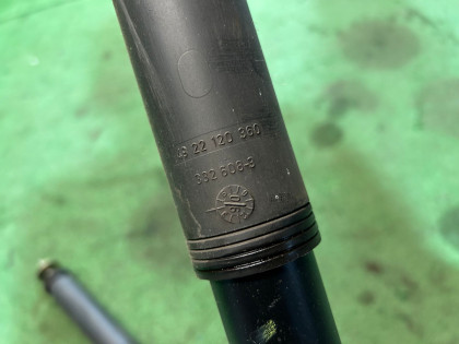 โช้คอัพ C-CLASS OEM A2033205330 S203/ W2 2006 M271 AT