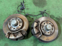 ดุมล้อหน้า MERCEDES-BENZ C-CLASS OEM A2093320001 A2093320101 S203/ W2 2006 M271 AT