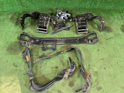 Panel frontal MERCEDES-BENZ C-CLASS OEM A2036204372 S203/ W2 2006 SILVER 775U