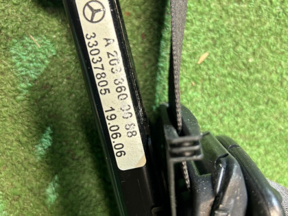 เข็มขัดนิรภัย Комплект MERCEDES-BENZ C-CLASS OEM A2038601086 A2038600986 A2038608485 A2038608385 W203 2006 SILVER 775U