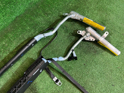 头部气帘 Шторка безопасности MERCEDES-BENZ C-CLASS OEM A2038604105 A2038604205 W203 2006 M271 AT