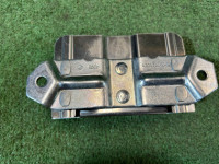 บานพับฝาท้าย замок MERCEDES-BENZ C-CLASS OEM A2037400032 W203 2006 SILVER 775U