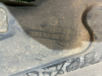 แผ่นกันใต้ท้องรถขวา и левая MERCEDES-BENZ C-CLASS OEM A2036191138 W203 2006 SILVER 775U