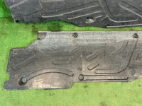 แผ่นกันใต้ท้องรถขวา и левая MERCEDES-BENZ C-CLASS OEM A2036191138 W203 2006 SILVER 775U