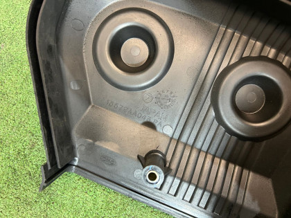 Tampa da distribuição direita SUBARU LEGACY OEM 13572AA043 BG5 1998 EJ20DD AT