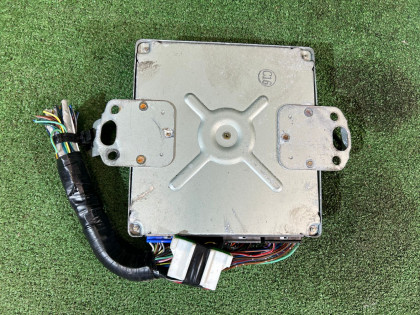 发动机电脑 SUBARU LEGACY OEM 22611AD981 BH5 1999 EJ208