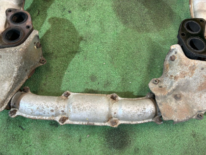 Выпускной коллектор SUBARU LEGACY OEM 14023AA052 14010AA072 BH5 1999 EJ208