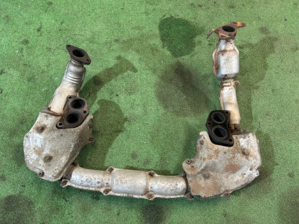 Выпускной коллектор 14023AA052 14010AA072 SUBARU LEGACY