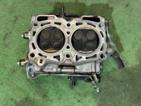 左シリンダーヘッド Левая SUBARU LEGACY OEM 11063AA781 BH5 1999 EJ208