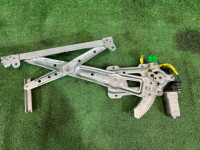 Elevalunas trasero izquierdo SUBARU LEGACY OEM 62188AE010, 62222AE010 BE5 2001