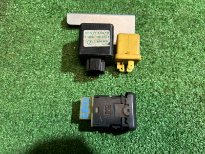 Реле подогрева стекла Таймер SUBARU LEGACY OEM 88017AC000 83243AC030 BG9 1996 EJ25 AT