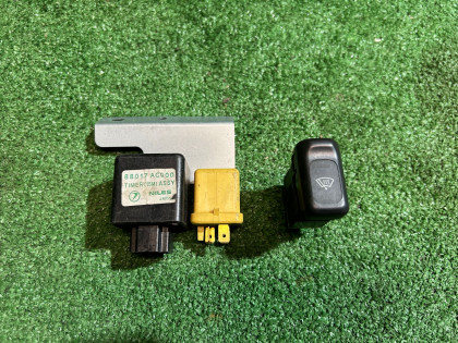 玻璃除雾继电器 Таймер 88017AC000 83243AC030 SUBARU LEGACY