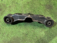 デフマウント SUBARU LEGACY OEM 41310AE002 BH5 2000 EJ206 AT