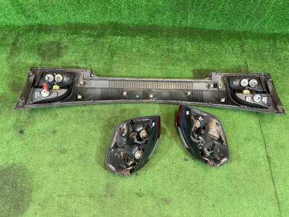 ชุดไฟท้าย SUBARU LEGACY OEM 84251AE000 84201AE200 84201AE210 BH5 2000
