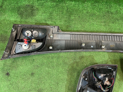 ชุดไฟท้าย SUBARU LEGACY OEM 84251AE000 84201AE200 84201AE210 BH5 2000