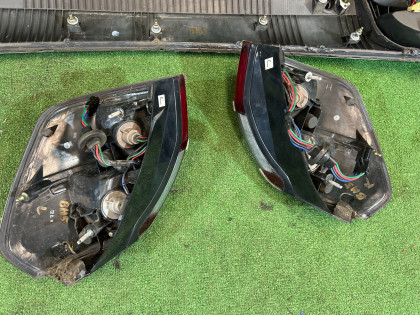 ชุดไฟท้าย SUBARU LEGACY OEM 84251AE000 84201AE200 84201AE210 BH5 2000
