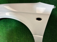 บังโคลนหน้าซ้าย цвет 51E 96H SUBARU LEGACY OEM 57120AE011 BH5 2000 WHITE 51E, 96H