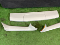 Tapizado del portón SUBARU LEGACY OEM 94320AE011NS BH5 2000 WHITE 51E, 96H