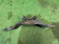 คานรองเกียร์ SUBARU LEGACY OEM 41022AE120 41011AE000 BH9 2000 EJ254 AT