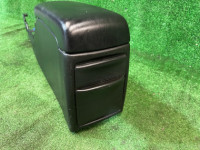 手套箱与扶手 SUBARU LEGACY OEM 92111AE010ML 92132AE000ML BH9 2000 SILVER 792