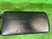 手套箱与扶手 SUBARU LEGACY OEM 92111AE010ML 92132AE000ML BH9 2000 SILVER 792