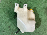 Depósito do lava-vidros SUBARU LEGACY OEM 86610AE010 BH9 2000 EJ254 AT