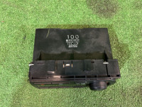 Mando de climatización SUBARU LEGACY OEM 72311AE100 BH9 2000 EJ254 AT