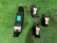 กล่องควบคุมกระจกไฟฟ้า черные SUBARU LEGACY OEM 83071AE060 83071AE040 BH9 2000 EJ254 AT
