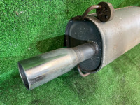 Silencioso trasero SUBARU LEGACY OEM 44300AE010 BH9 2000 EJ254 AT