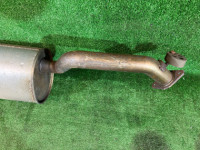 Silencioso trasero SUBARU LEGACY OEM 44300AE010 BH9 2000 EJ254 AT